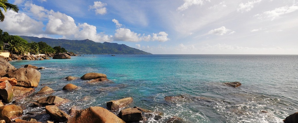COMBO 8 NIGHTS MAHE/LA DIGUE/PRASLIN - GUEST HOUSE - Seychelles